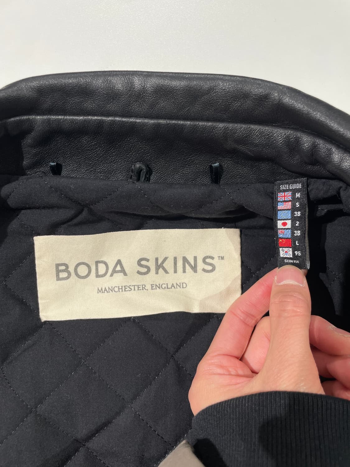 보다 스킨 블랙 슬림 핏 라이더 레더 자켓 상품이미지7