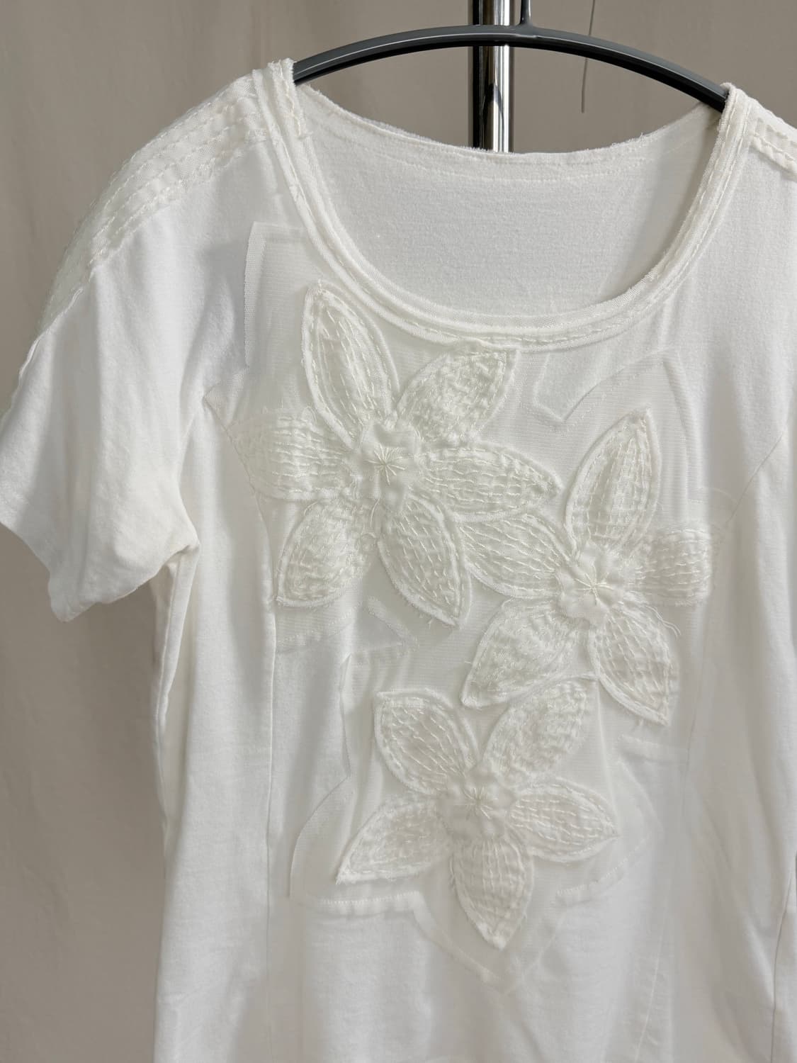 Hiroko Bis 플라워 패치 탑 상품이미지4