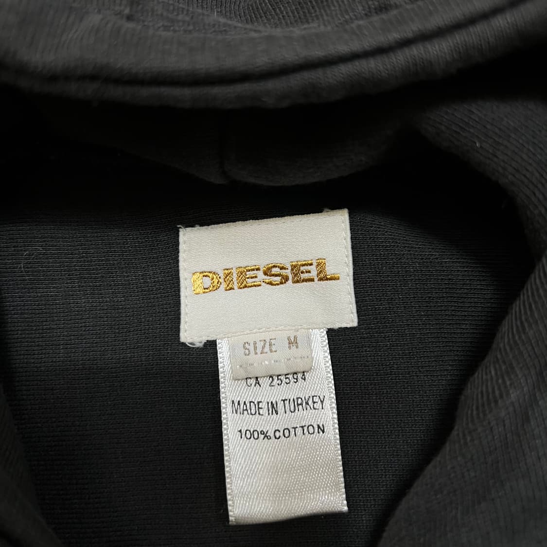 디젤 남성 로고 포인트 자수 후드 티셔츠 [블랙] M/95 상품이미지4