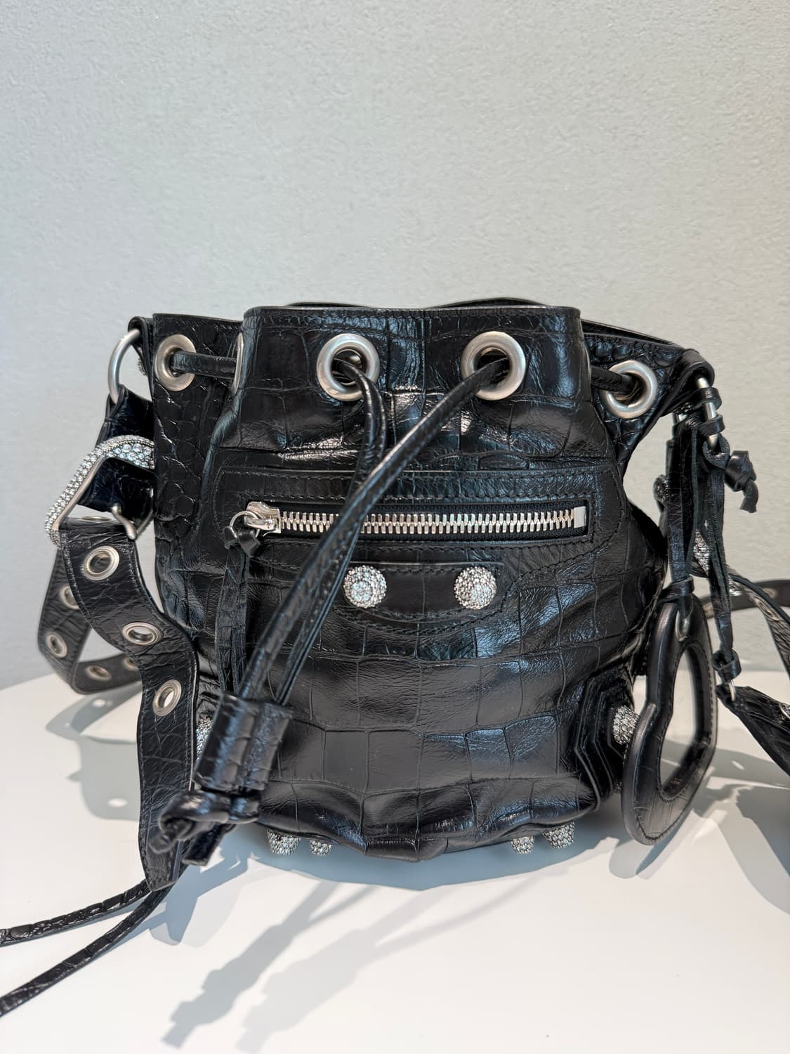 발렌시아가 르카골 버킷백 상품이미지2