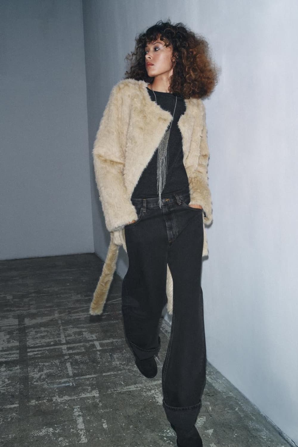 자라 미드라이즈 흑청 데님 팬츠 상품이미지1