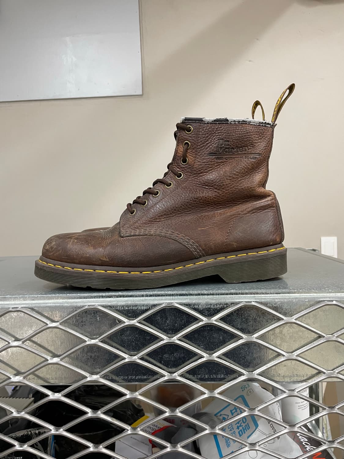 닥터마틴 8홀 부츠 브라운 uk9 상품이미지1