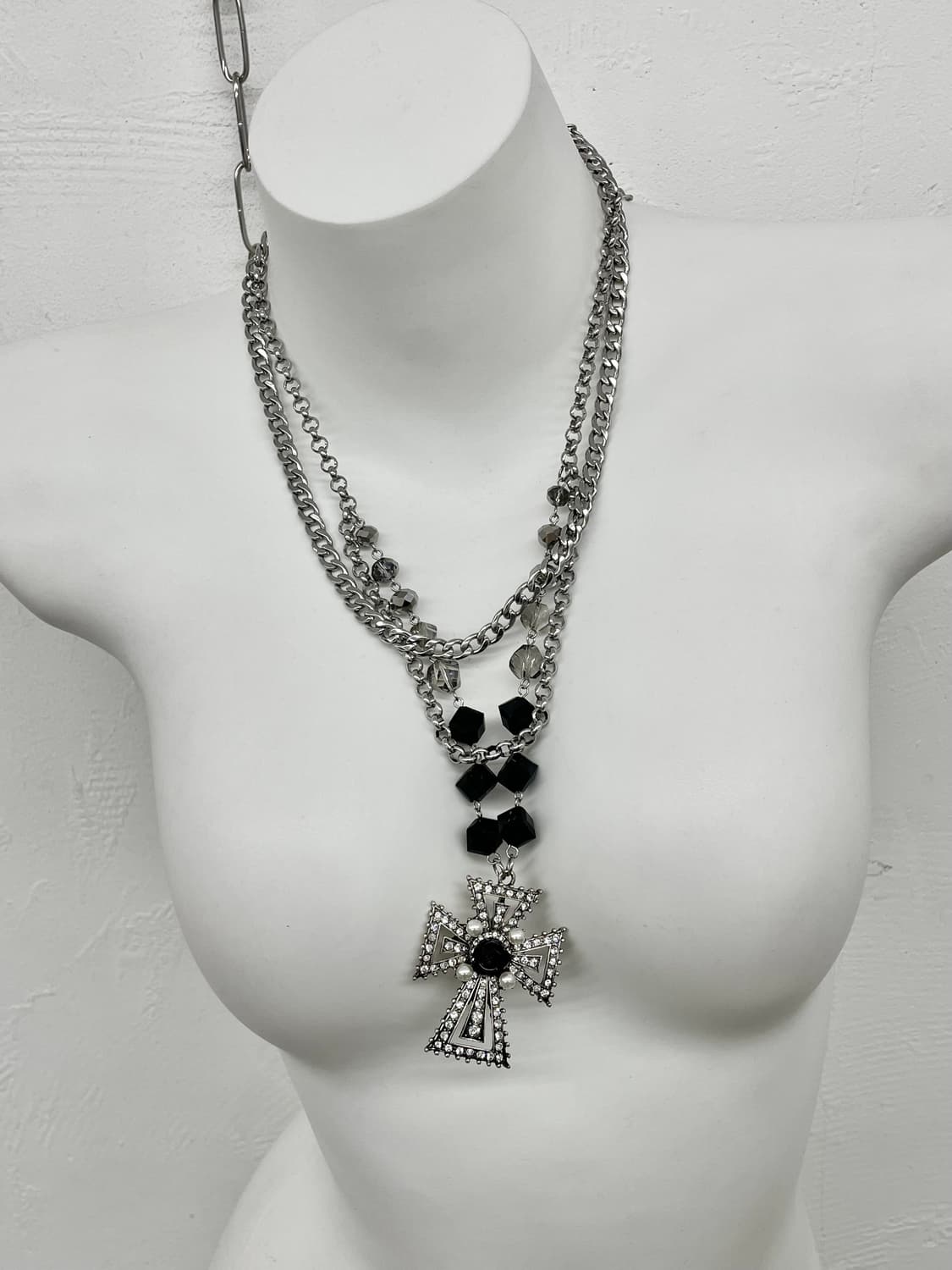 고딕 십자가 큐빅 로즈 레이어드 네크리스 상품이미지1