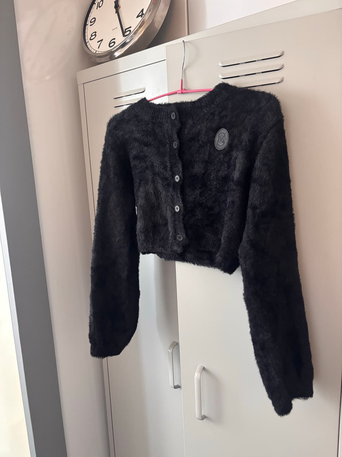 스컬프터 크롭 퍼 와펜 가디건 상품이미지1