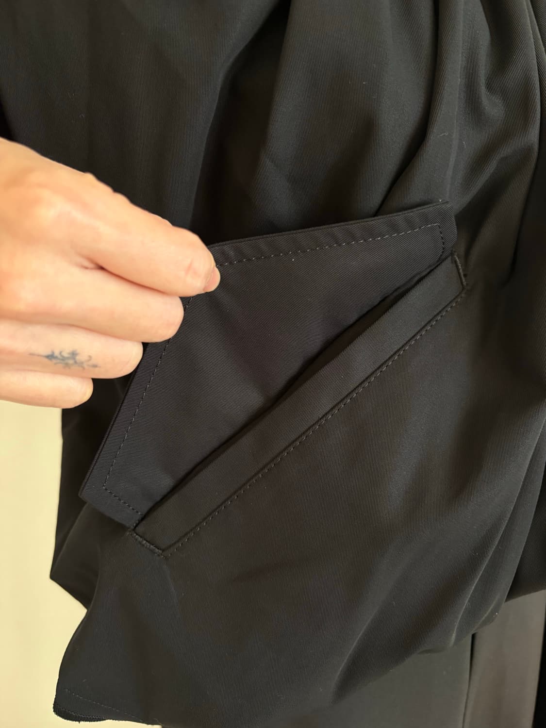 꼼데가르송 타오 FW 24  jacket 상품이미지10