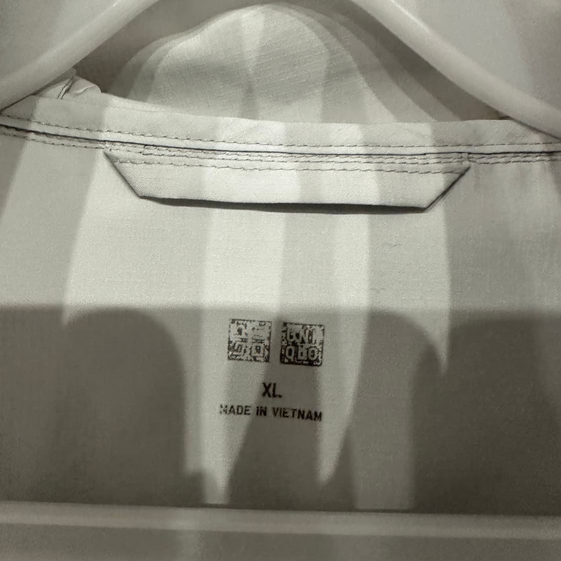 유니클로 UV프로텍트 경량바람막이 XL 상품이미지3