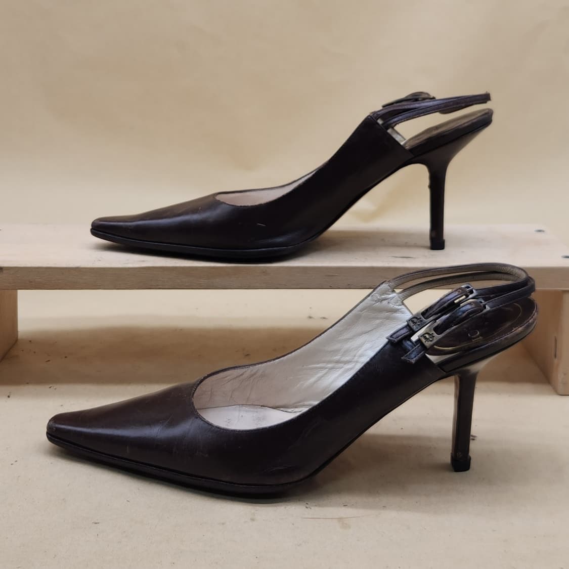 디올 가죽 여성 슬링백 38 245 굽8 상품이미지1