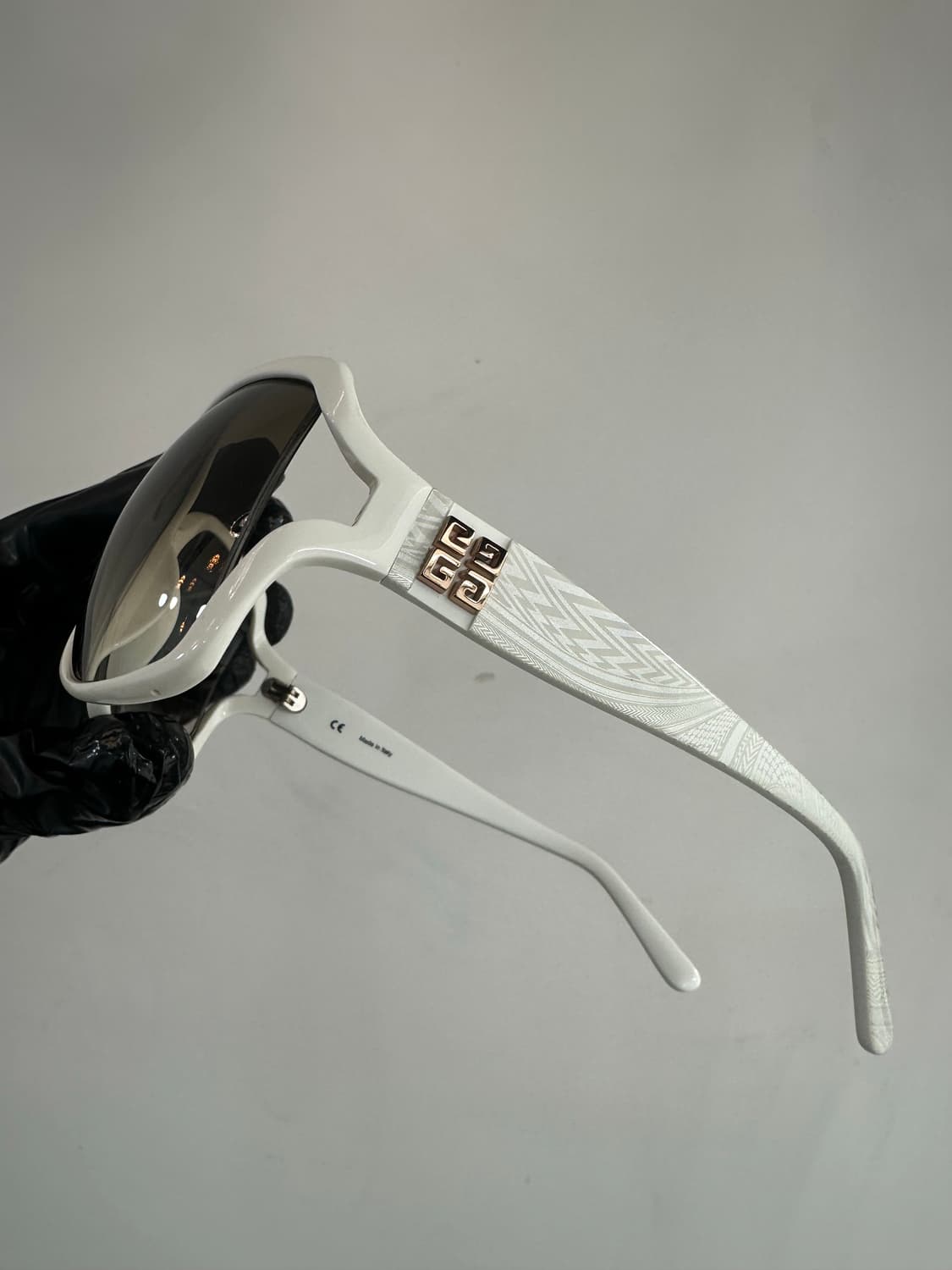 [새상품 무료배송] Made in Italy 지방시 선글라스 상품이미지3