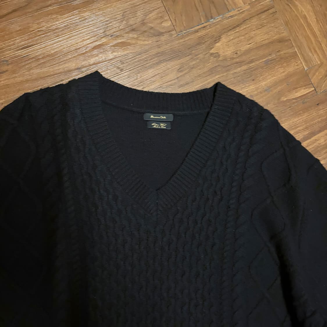 MASSIMO DUTTI WOOL V-NECK KNIT 상품이미지5