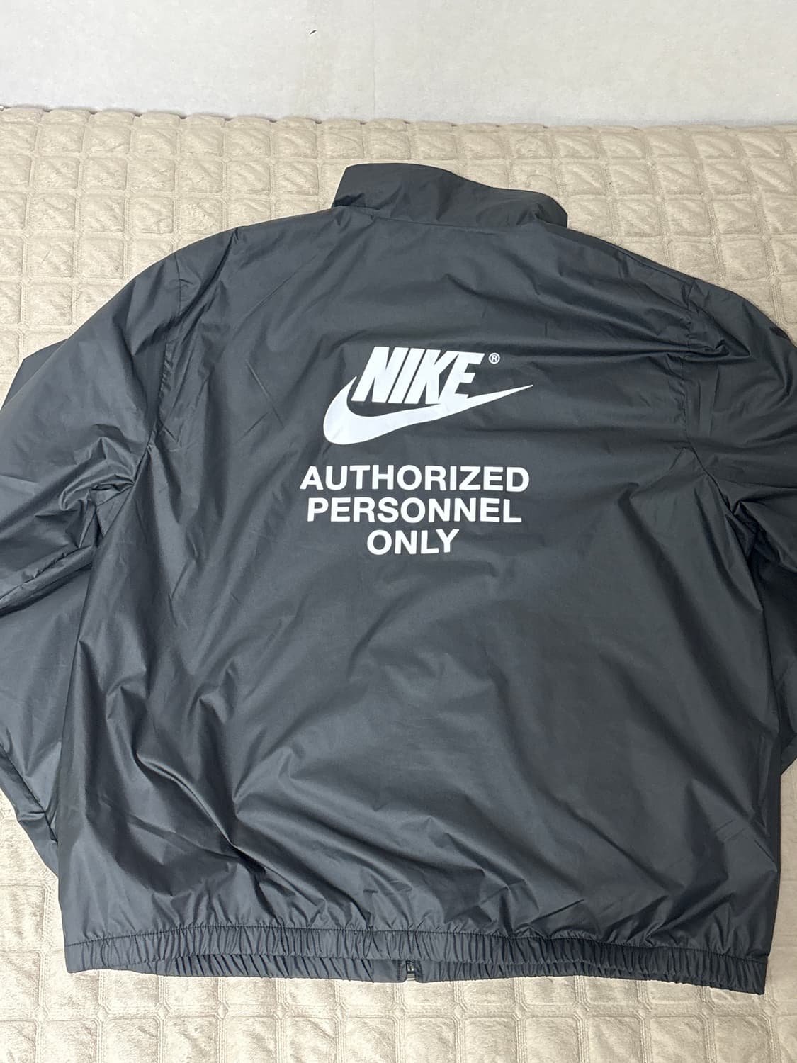 Nike 바람막이 상품이미지2