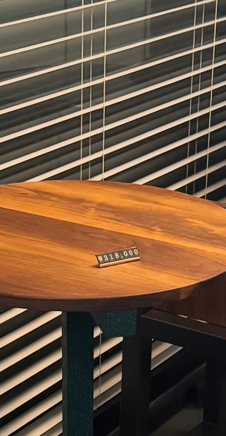 전시상품] 미사용 카페 테이블 의자 테이블4,의자8, 4세트일괄 상품이미지5