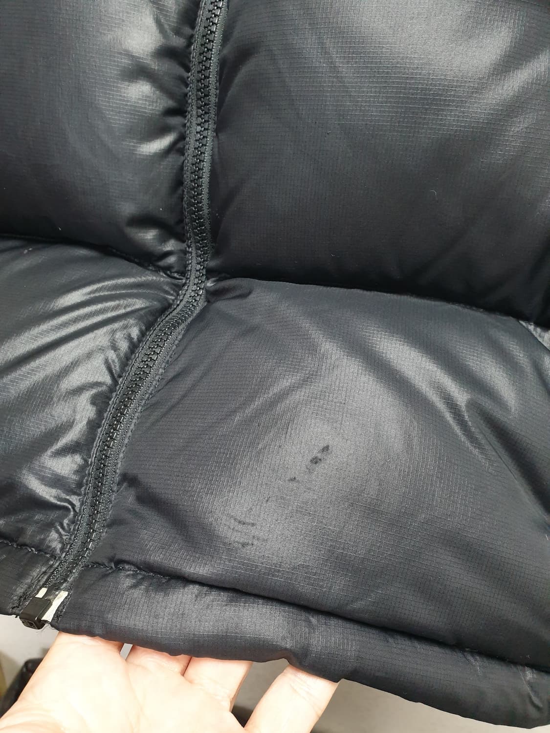 [남95~100] 노스페이스 눕시 패딩조끼 블랙 상품이미지4