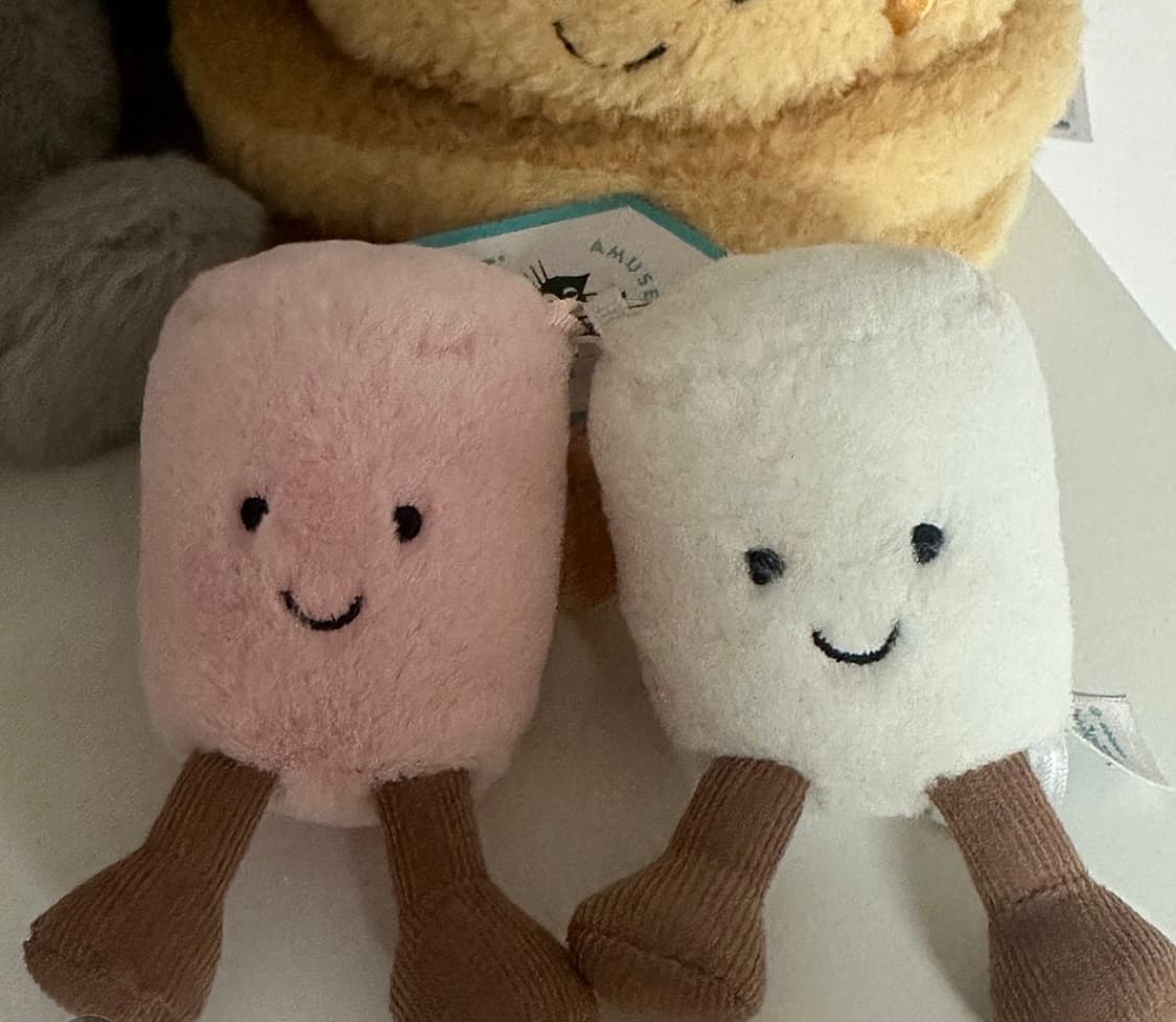 젤리캣 마시멜로우 인형 키링 핑크/화이트 상품이미지3