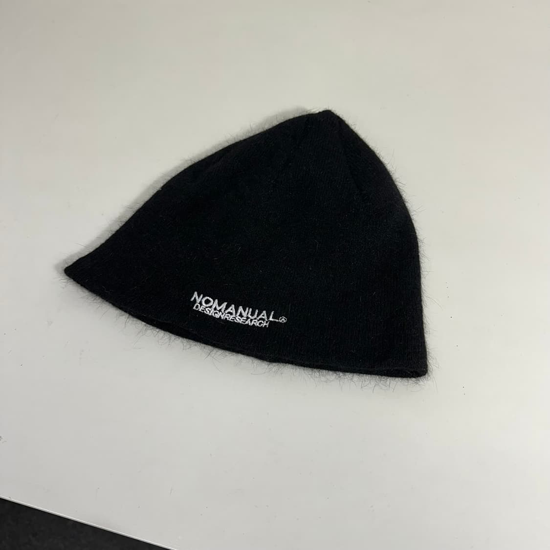 FREE 노매뉴얼 블랙 헤어리 스컬캡 비니 상품이미지2