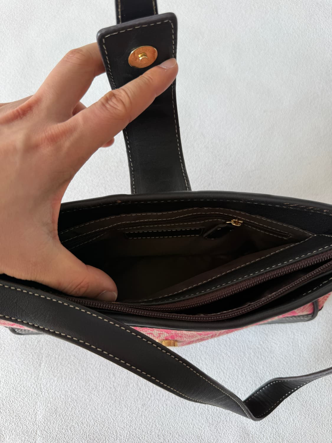 앤클라인(Anne Klein) 코튼&레더 숄더백 상품이미지7