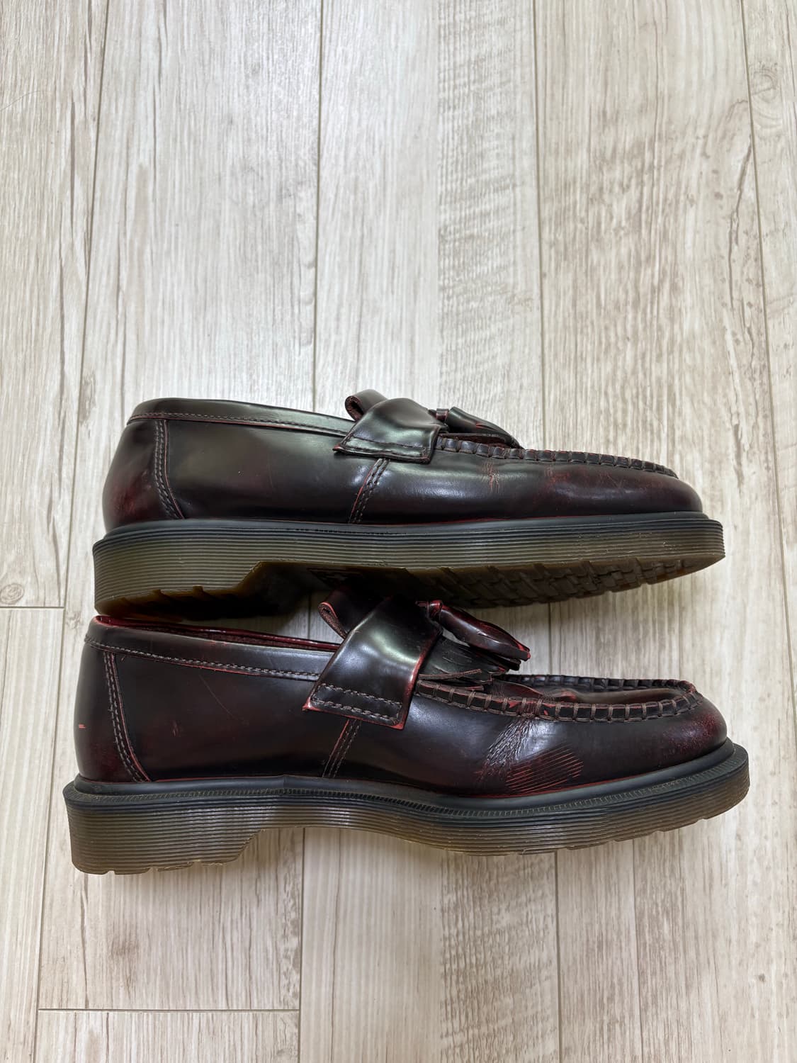 닥터마틴 아드리안 체리우드 270 상품이미지3