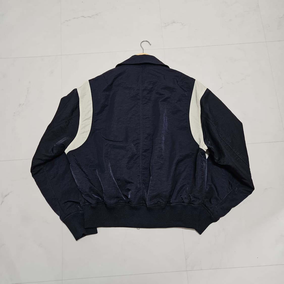 L 파르티멘토 컬러블록 플라이트 블루종 네이비 상품이미지4