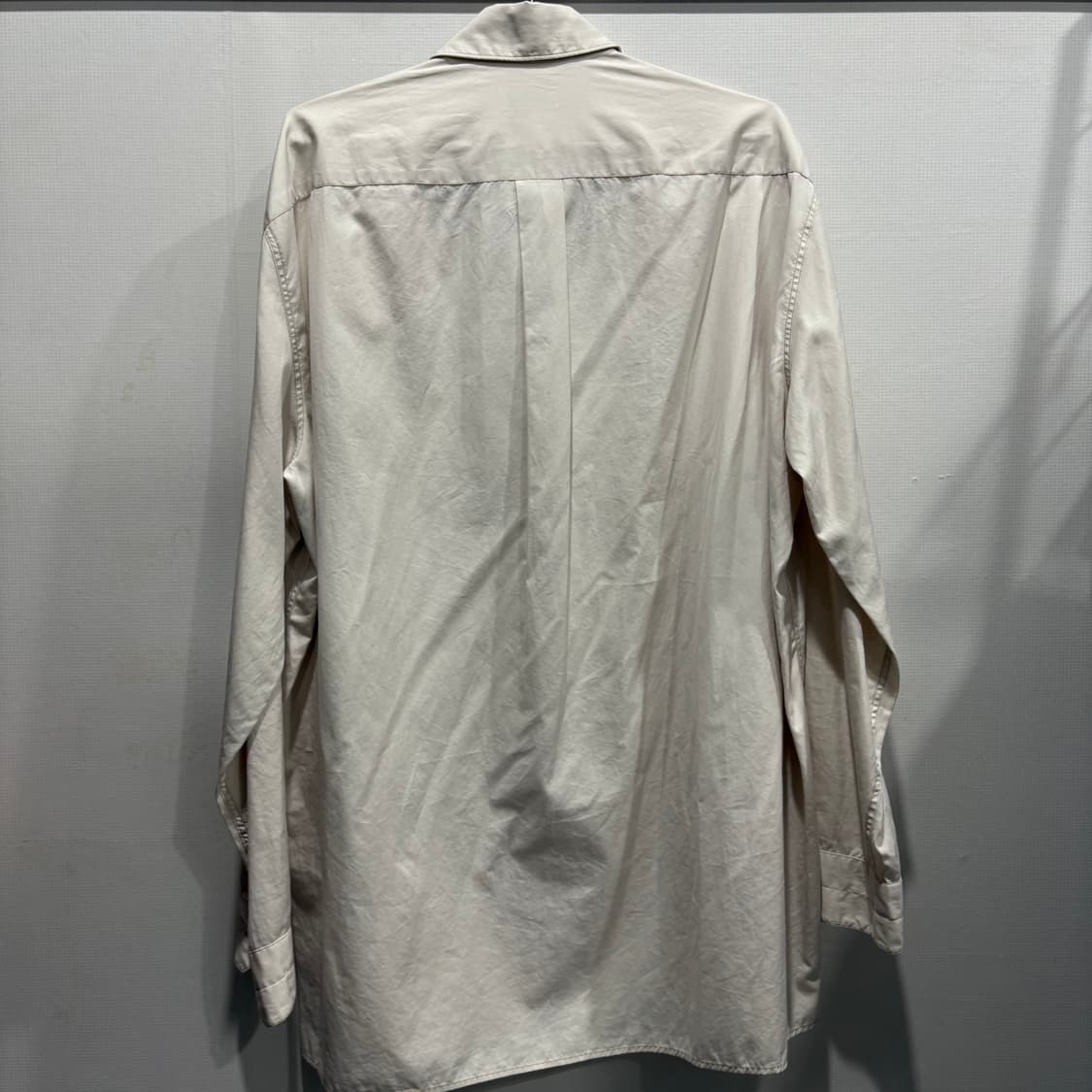 르메르 스트레이트 카라 셔츠 상품이미지2