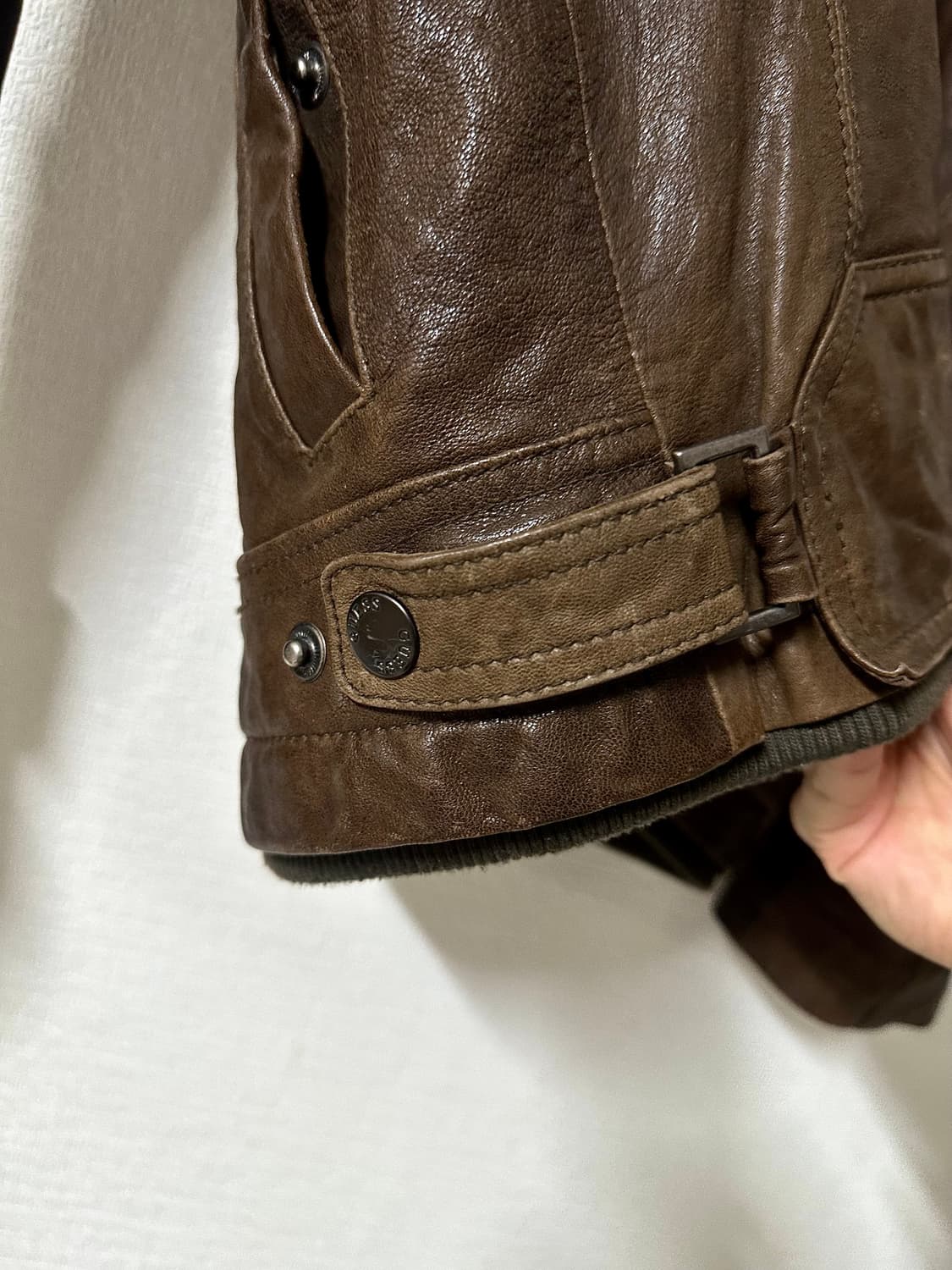 00's GUESS 이탈리안 램스킨 슬림핏 하이넥 레더자켓 상품이미지5