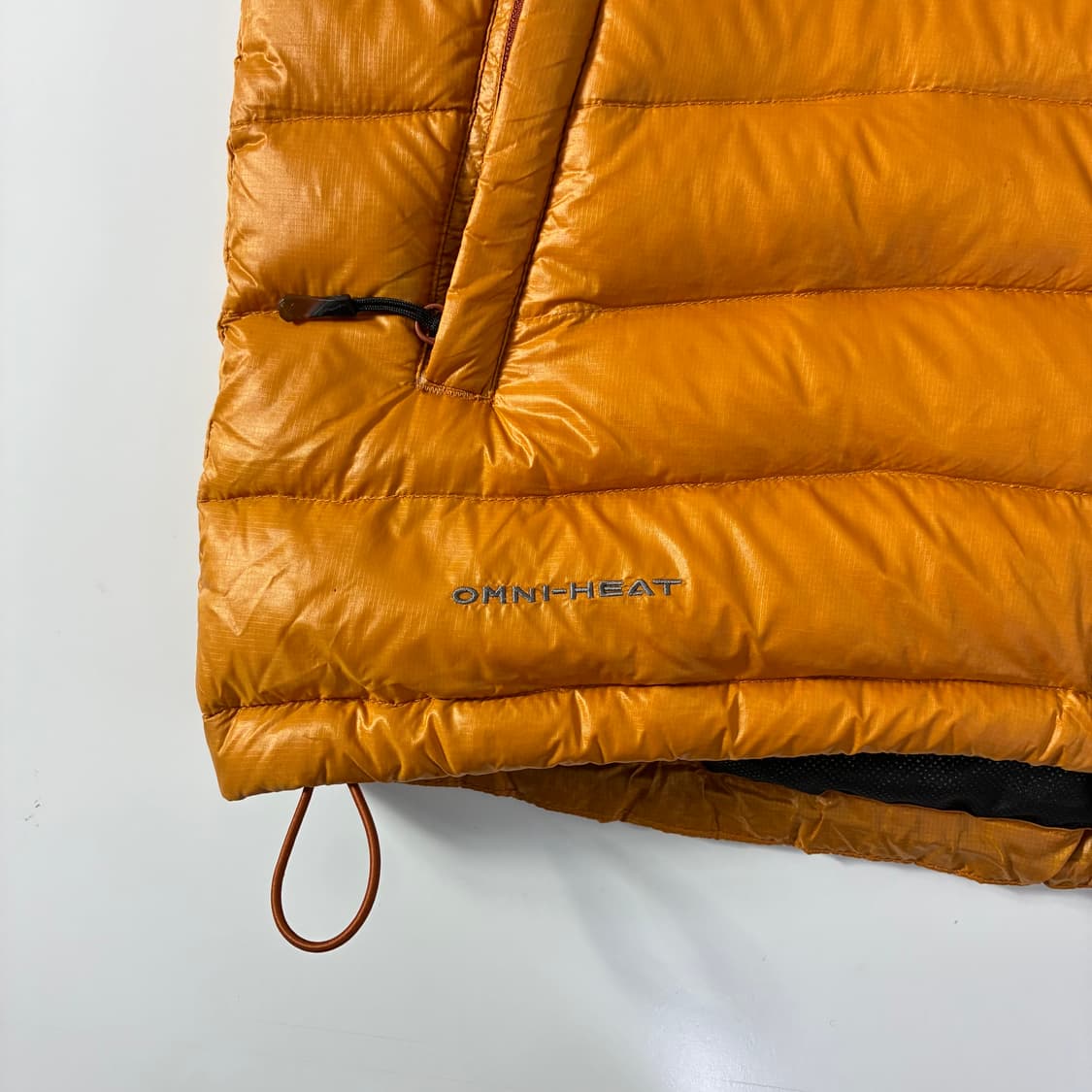 Columbia 컬럼비아 00‘s 티타늄 구스 패딩 베스트 상품이미지5