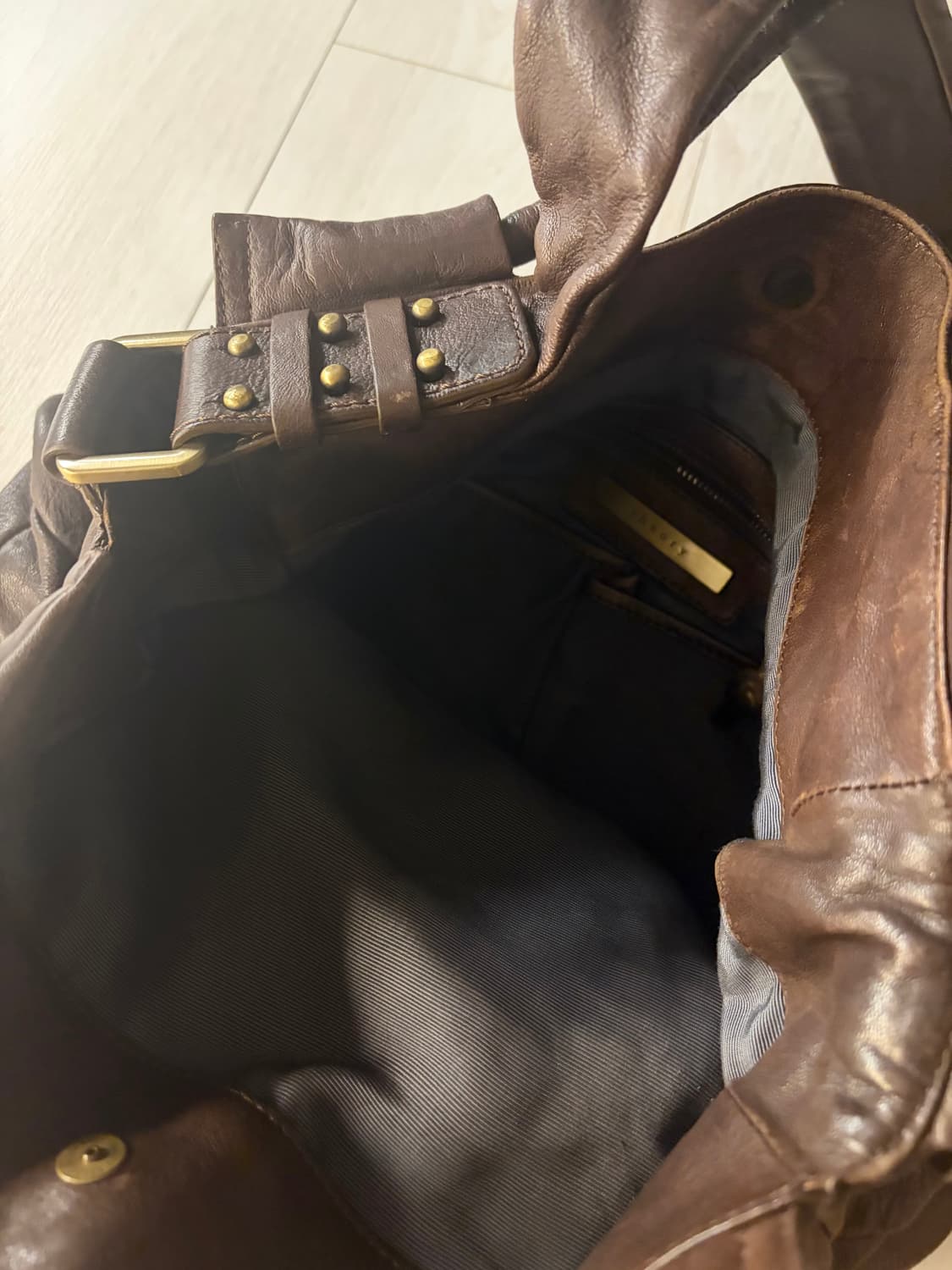 Theory 가죽 토트백  상품이미지3