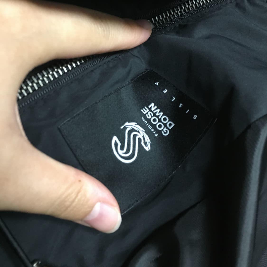  23 SISLEY 시슬리 니트소매 볼륨 구스 패딩 90 상품이미지4