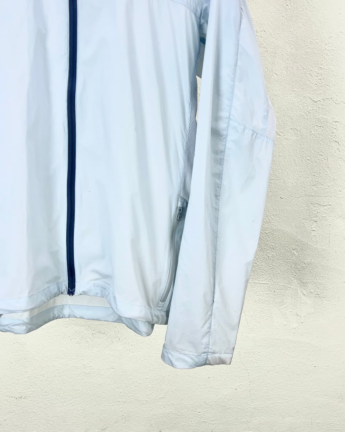 아크테릭스 인센도 에어쉘 우먼스 라이트 후디 자켓 상품이미지5