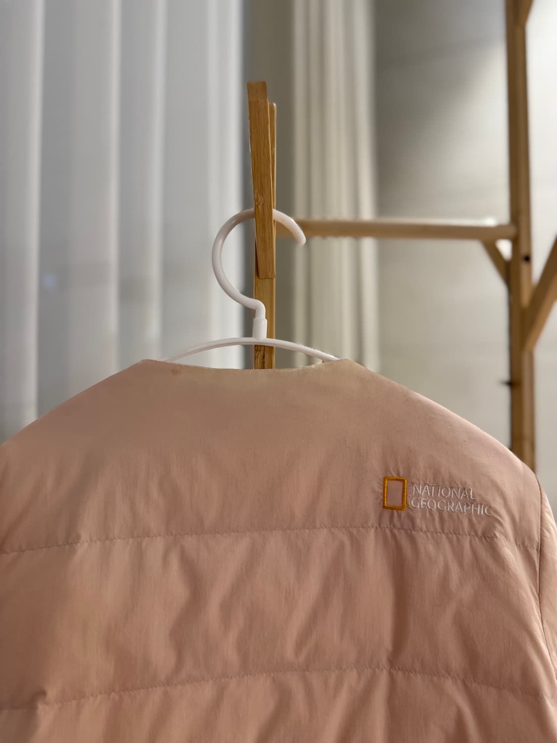 네셔널 딸기우유핑크 경량패딩 상품이미지4