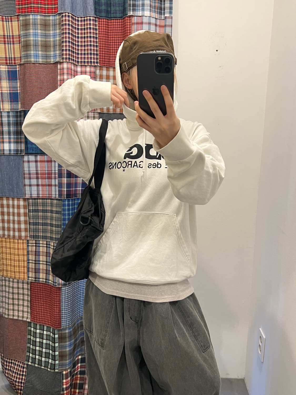 CDG 화이트 후드티 상품이미지4