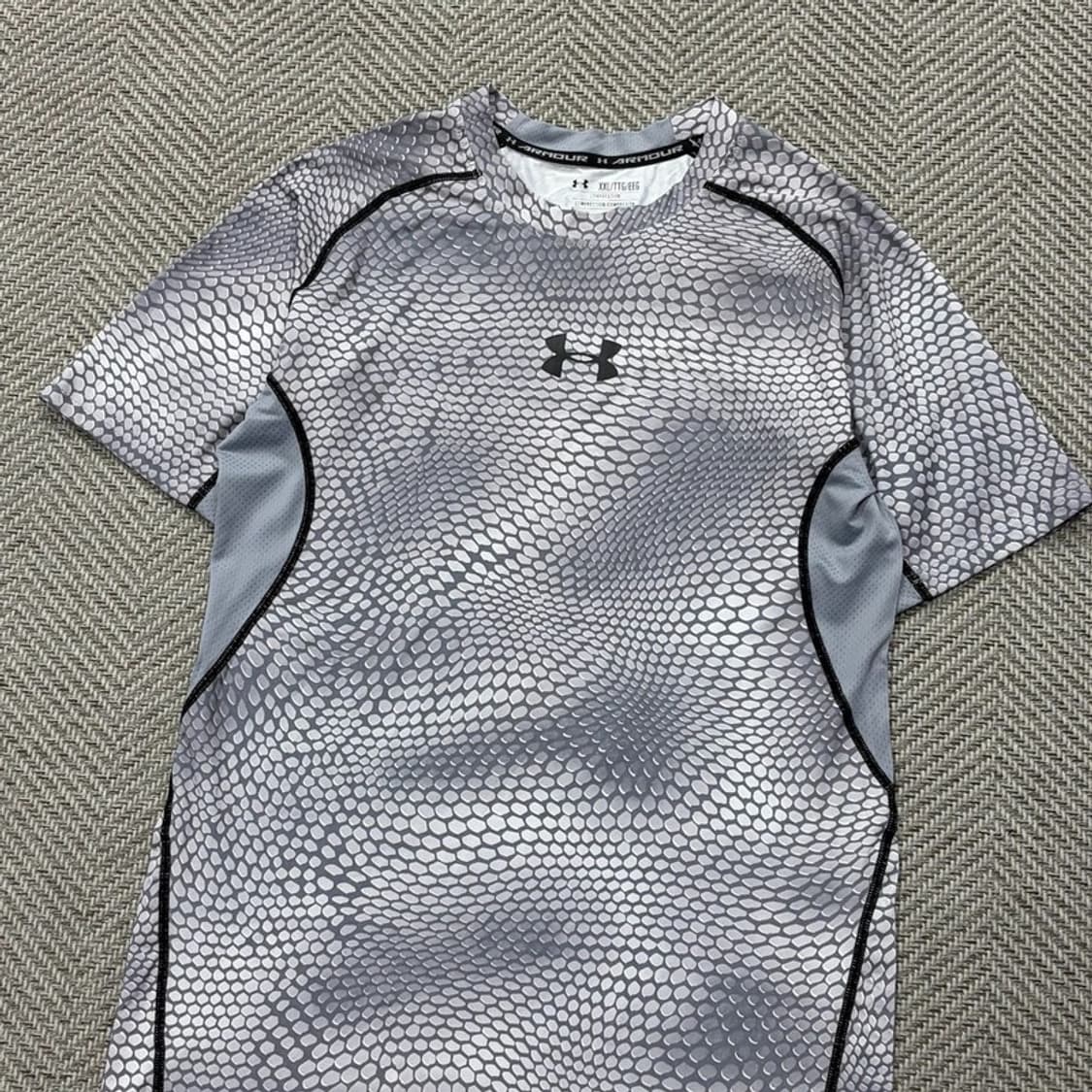 언더아머 트레이닝 티셔츠 v2643 상품이미지3