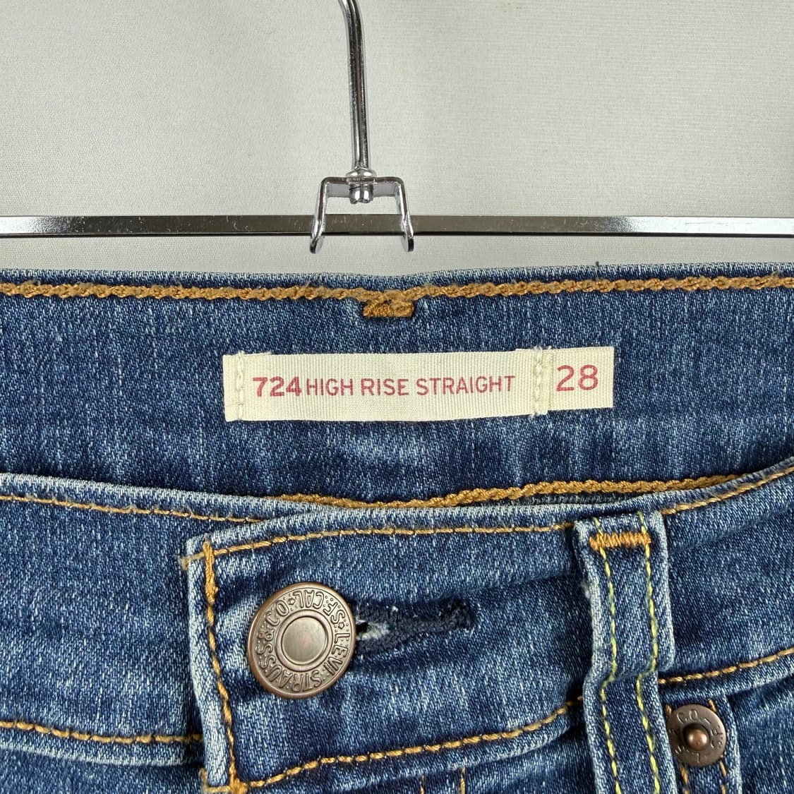 (28) 리바이스 724 하이라이즈 스트레이트핏 중청 데님 팬츠 상품이미지3