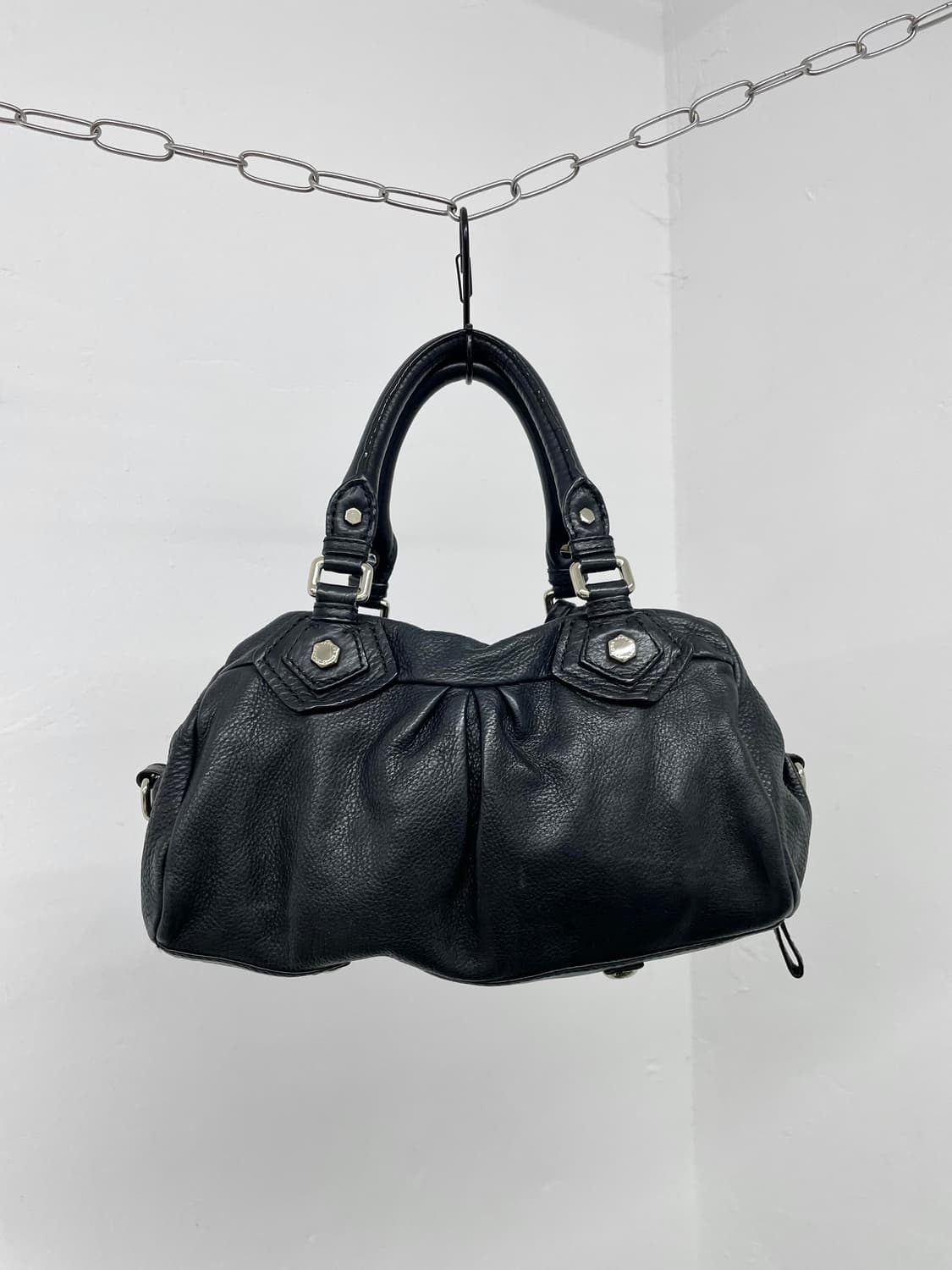 마크제이콥스 금장 로고 토트백 상품이미지7