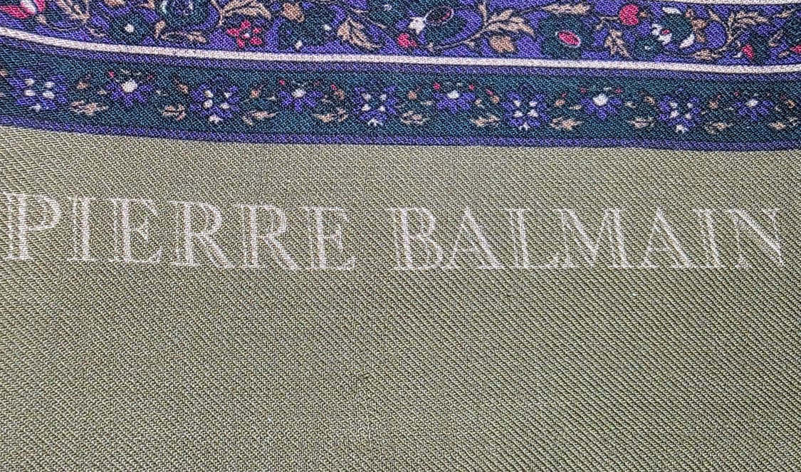 [피에르 발망] 울 실크 혼방 대형 숄 (146cm x 146cm) 상품이미지7