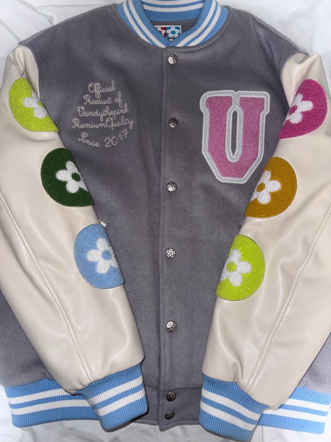 반디 더 핑크 브이텍 굿즈 바시티 자켓 그레이 L 상품이미지1