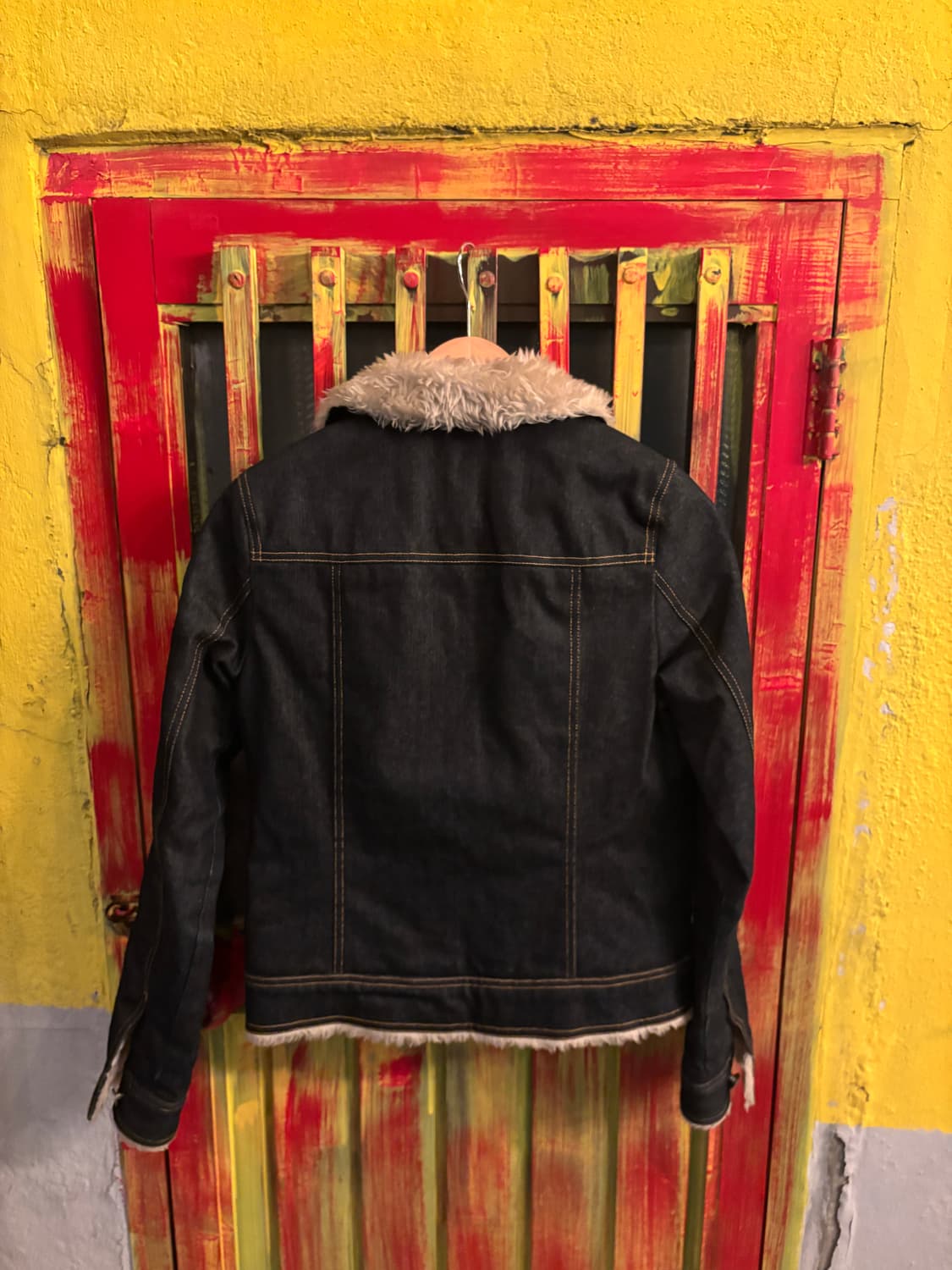 Calvin Klein Sherpa Denim Jacket 상품이미지4