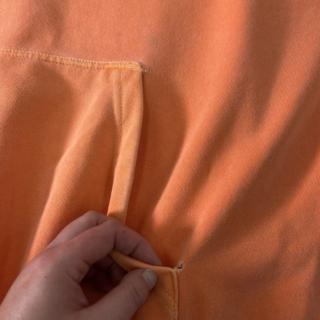 100 아이앱 스튜디오 피그먼트 살몬 후드티 상품이미지6