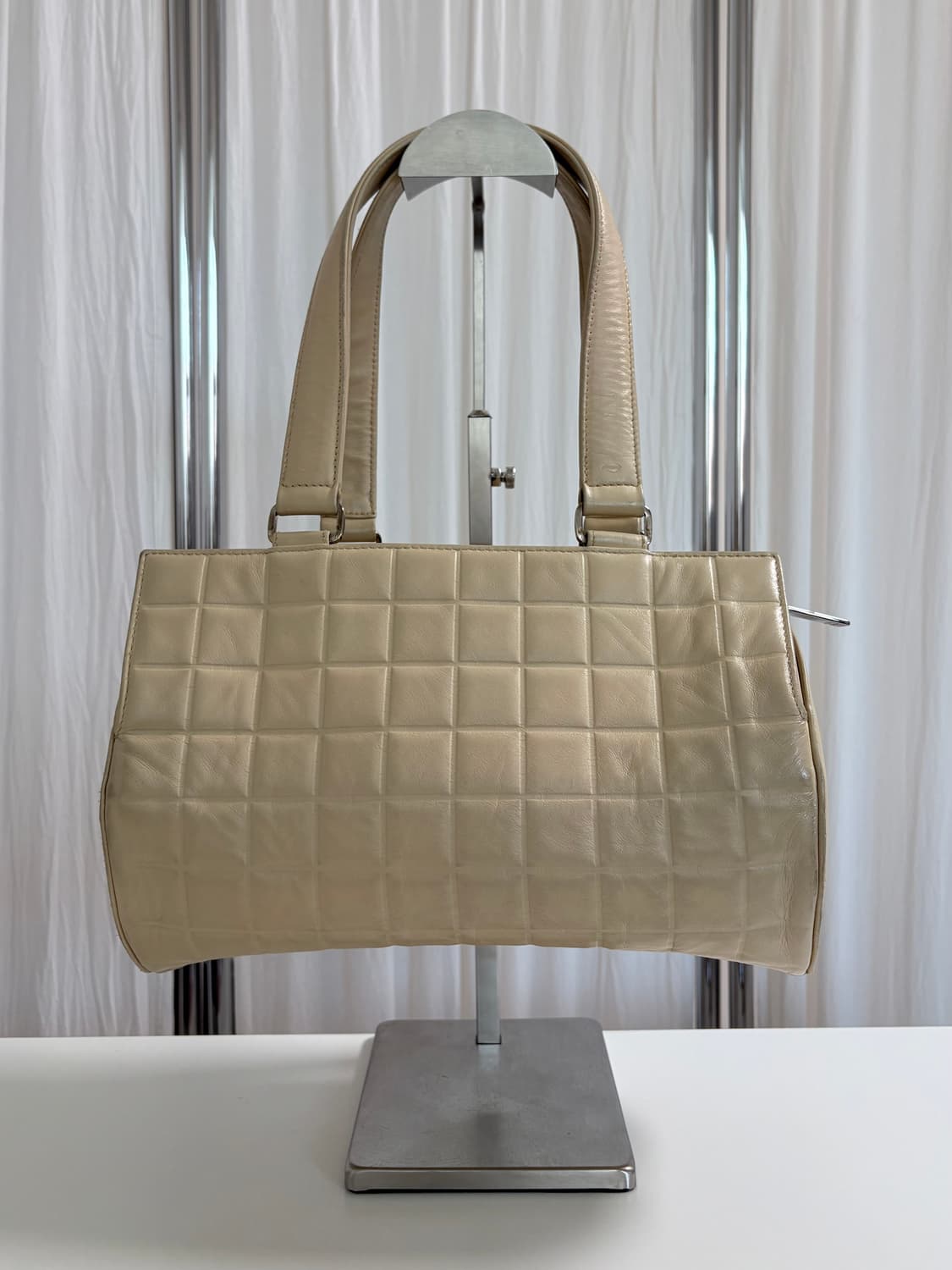 샤넬 초코바 볼링백 상품이미지1