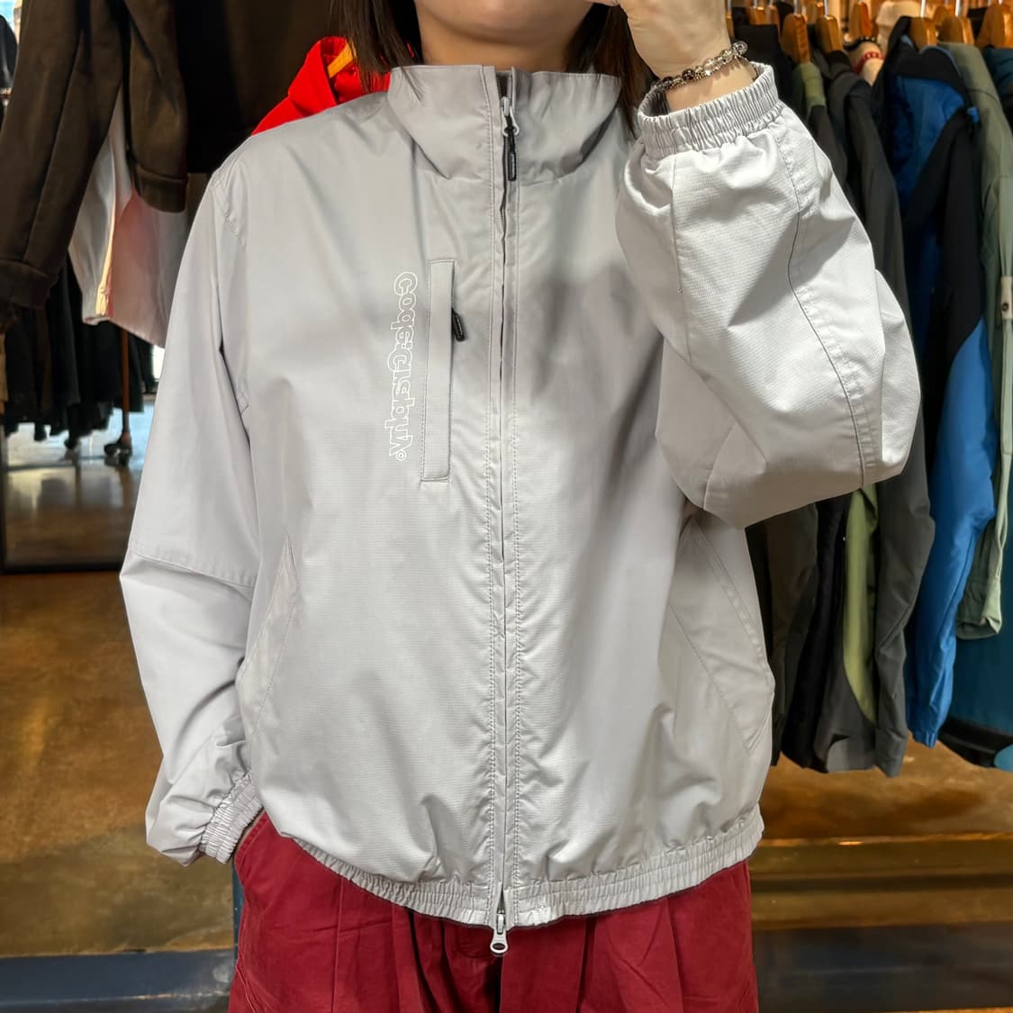 코드그라피 연그레이 투웨이 바람막이 상품이미지1