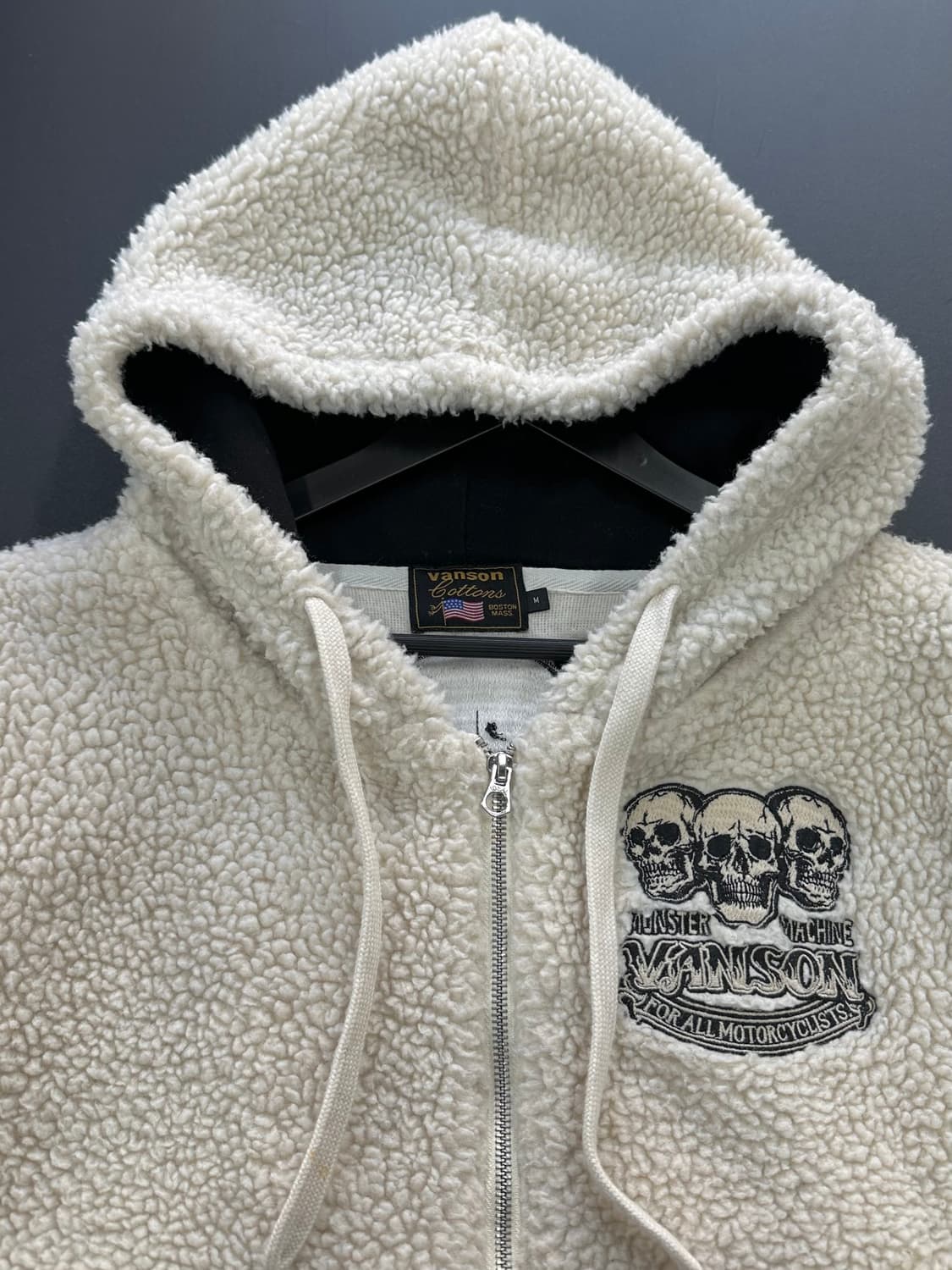 벤슨 스컬 자수 빅로고 플러피 후드자켓 상품이미지9