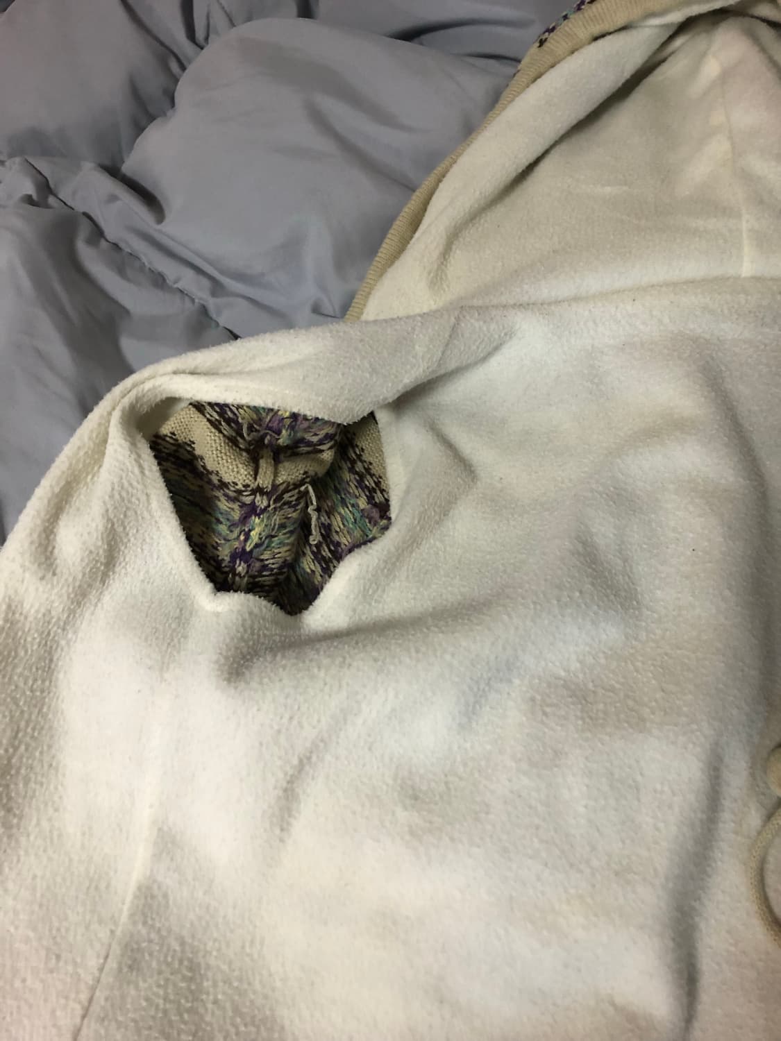 폼폼 니트 후드집업 상품이미지4