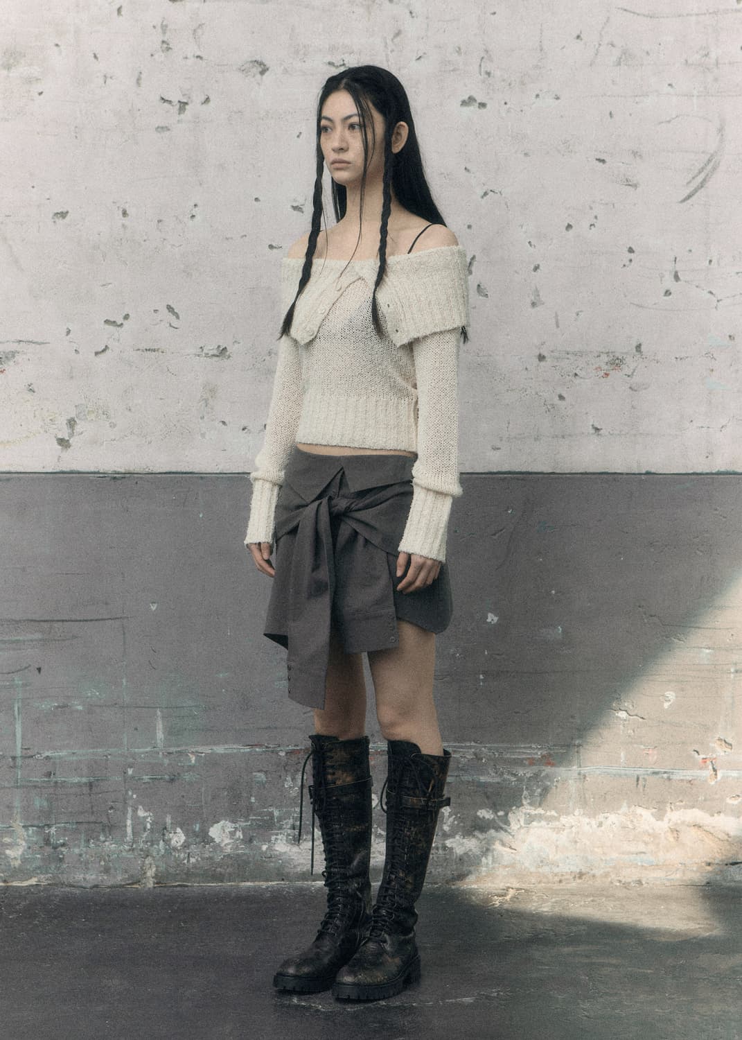 택0) 보헤미안서울 리브드 버튼 오프숄더 상품이미지2