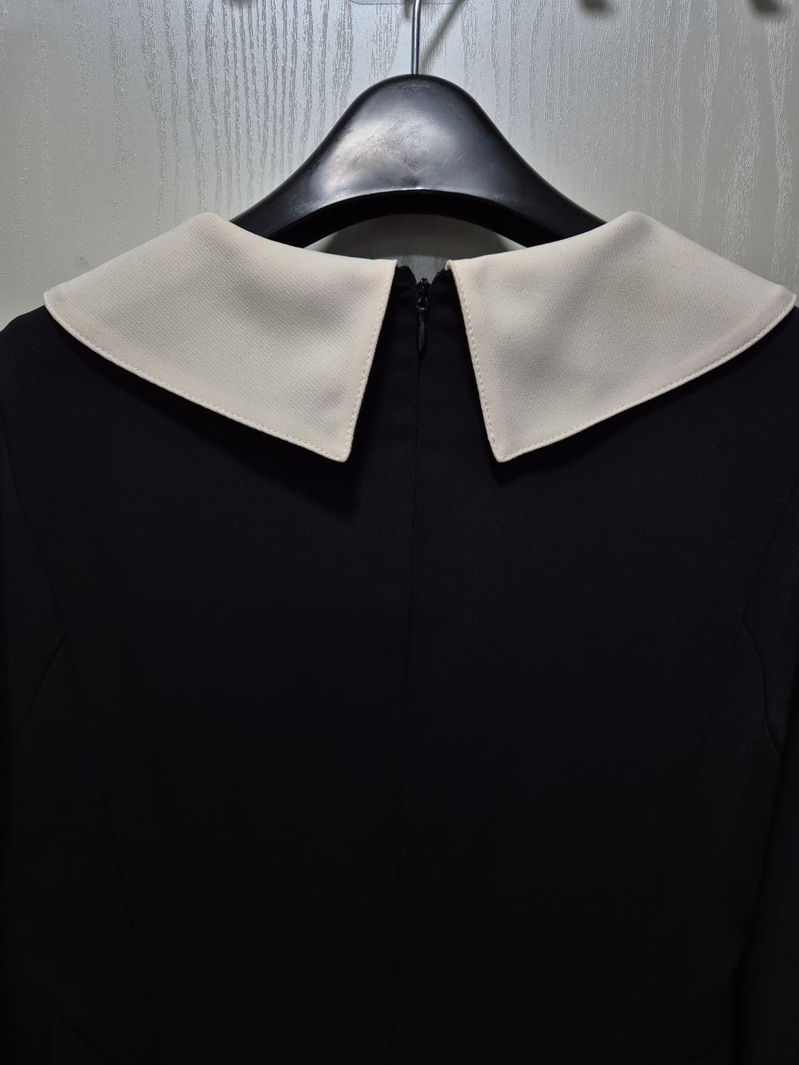 (세일)(새상품)온앤온 이중카라 블랙 원피스 상품이미지8