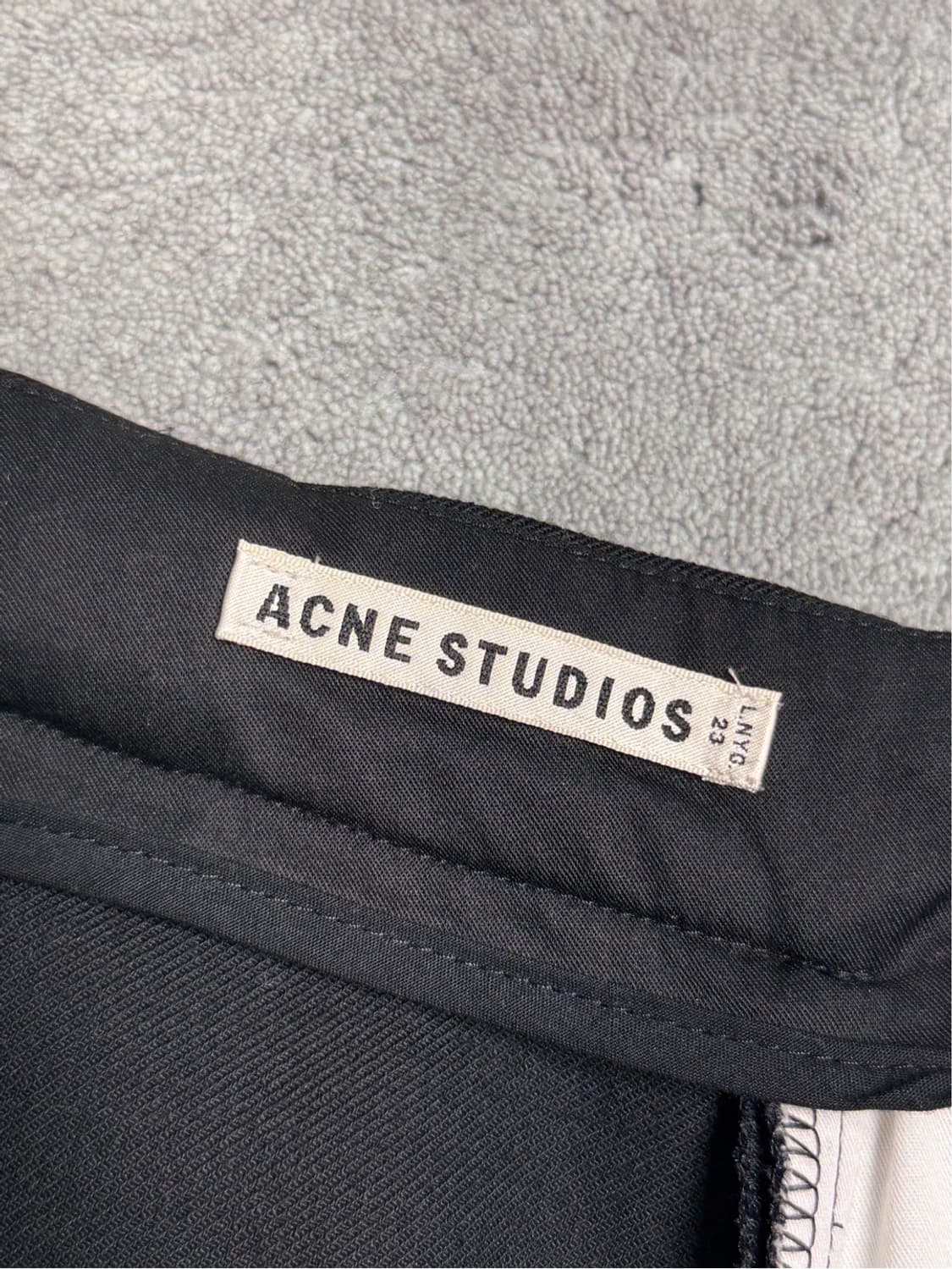 (새상품)ACNE STUDIOS 블랙 울 슬랙스 40 상품이미지5