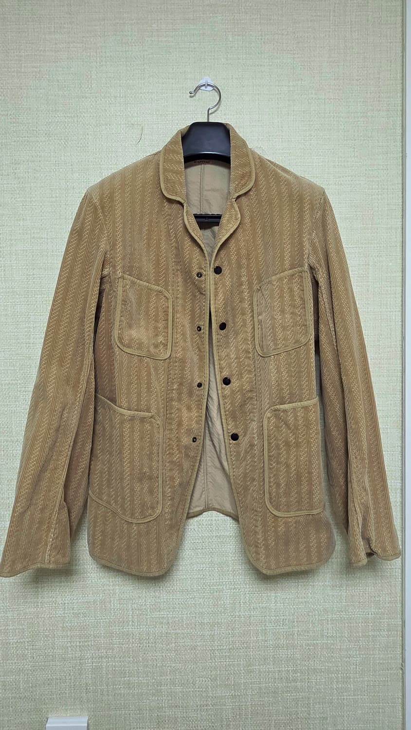 레이어드 하기 좋은 캐피탈 자켓 상품이미지1