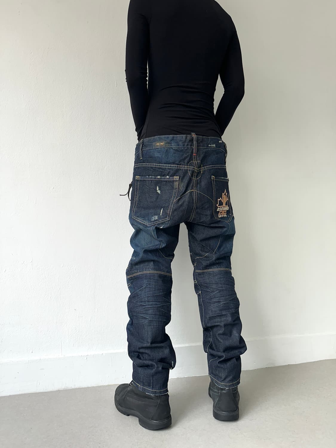 디스퀘어드 2000s 플라워 바이커 새깅진 상품이미지2