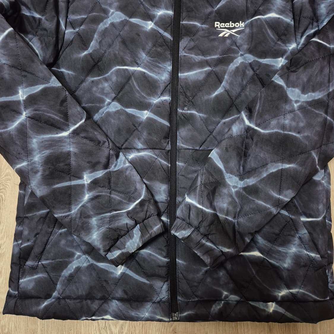 리복 웰론 누빔 중경량 패딩 자켓  상품이미지3