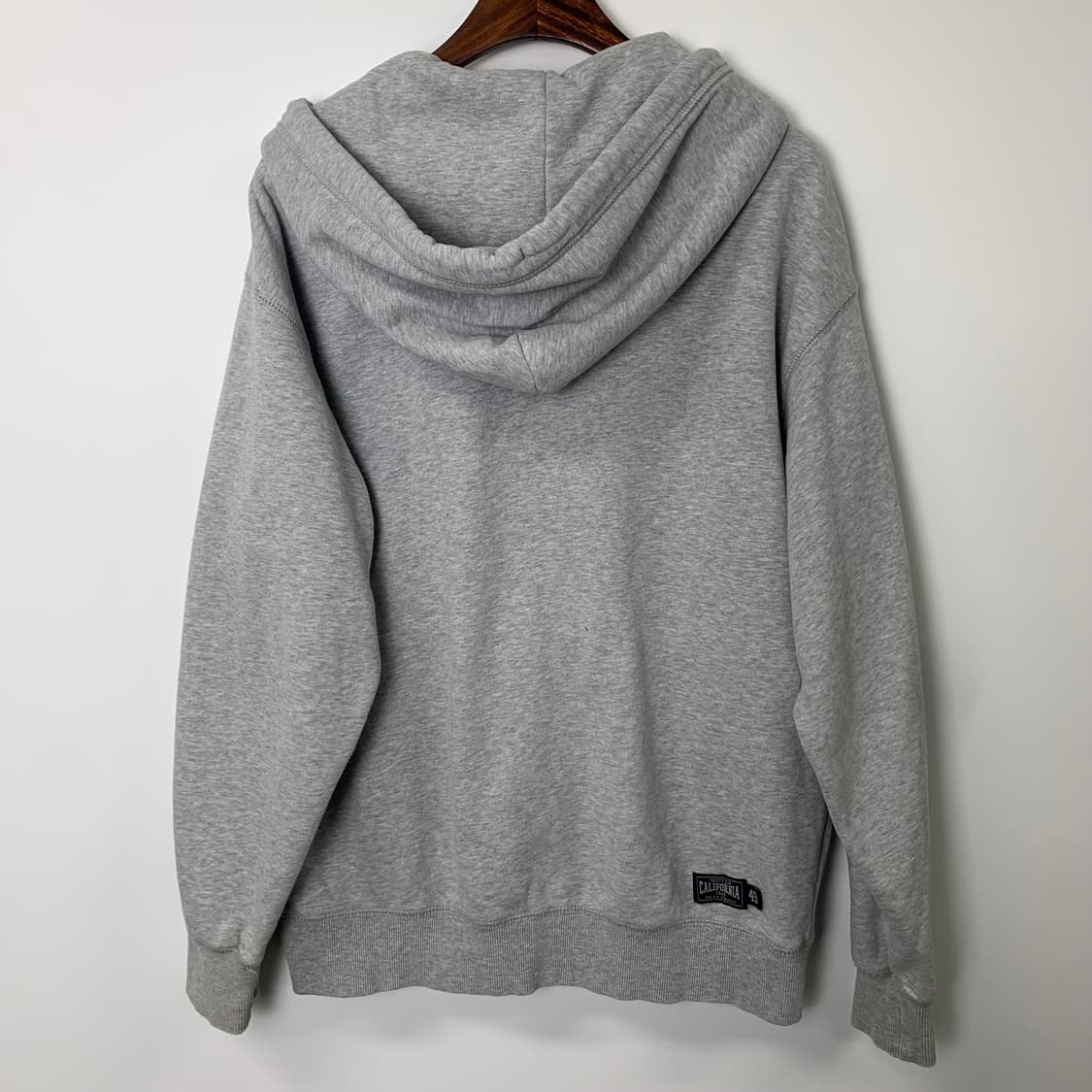 후아유 y2k 와투케 그레이 후드집업 상품이미지3