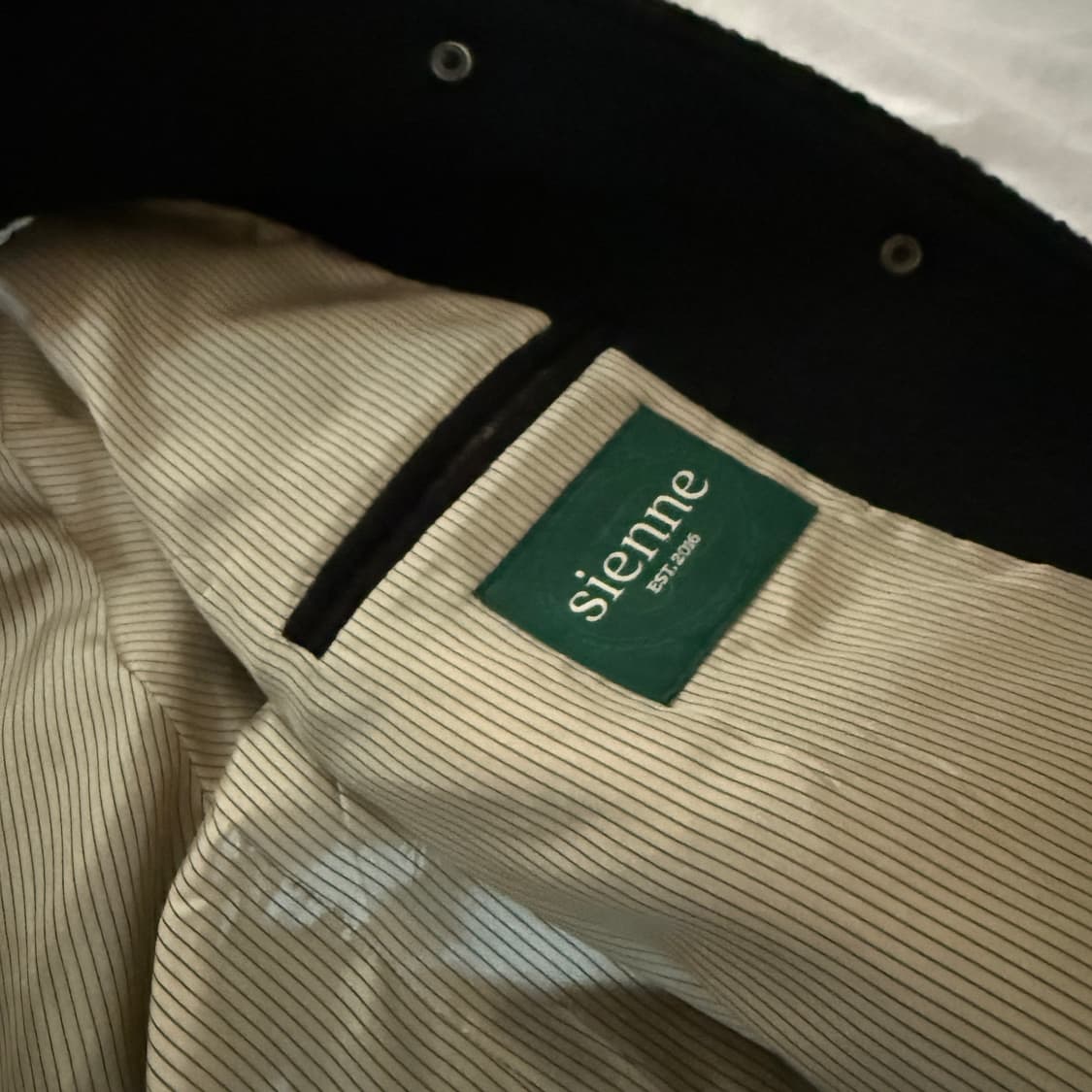 시엔느 스웨디시 노어 블랙 롱 후드 코트 상품이미지4