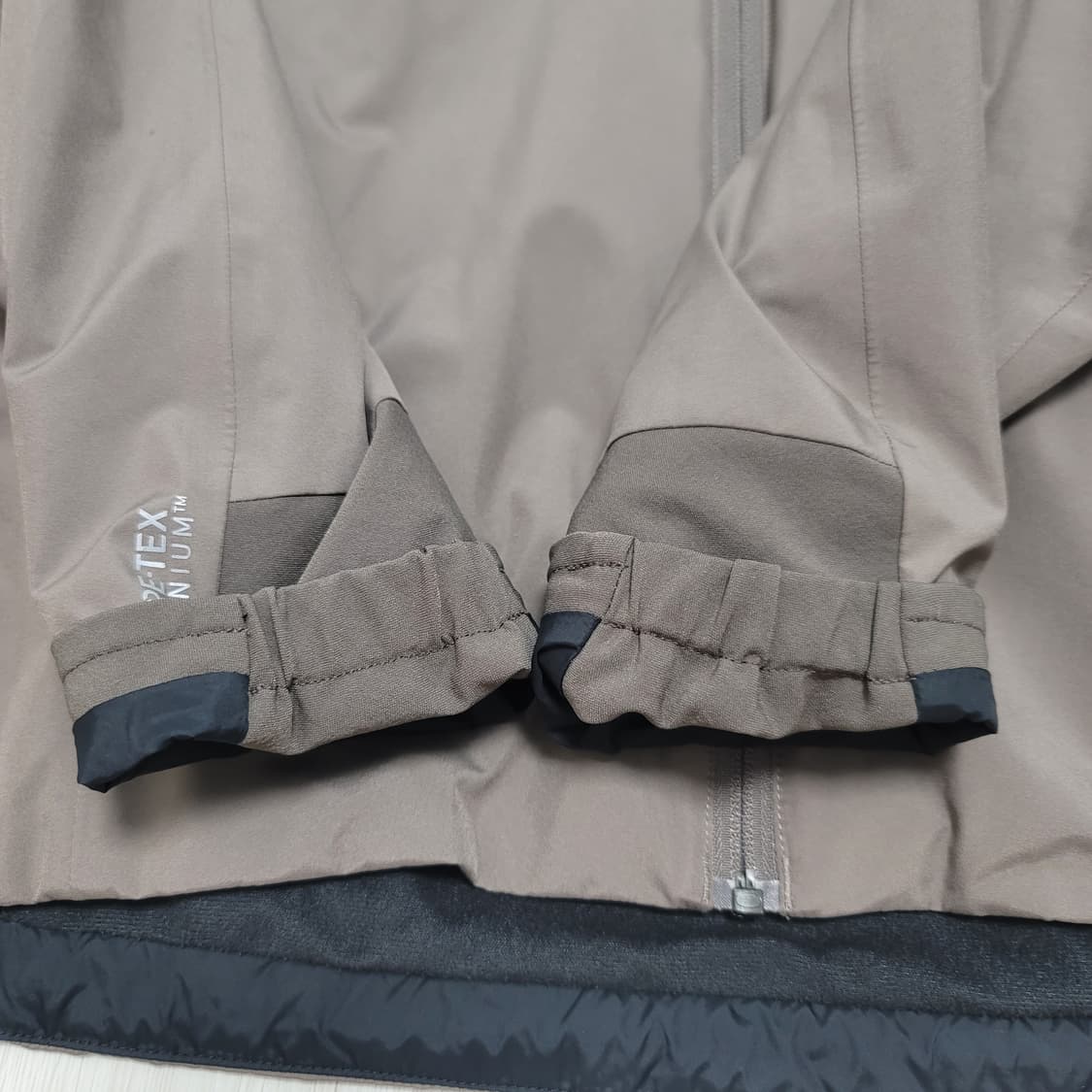 아크테릭스 솔라노 알케미 고어텍스 자켓 상품이미지6