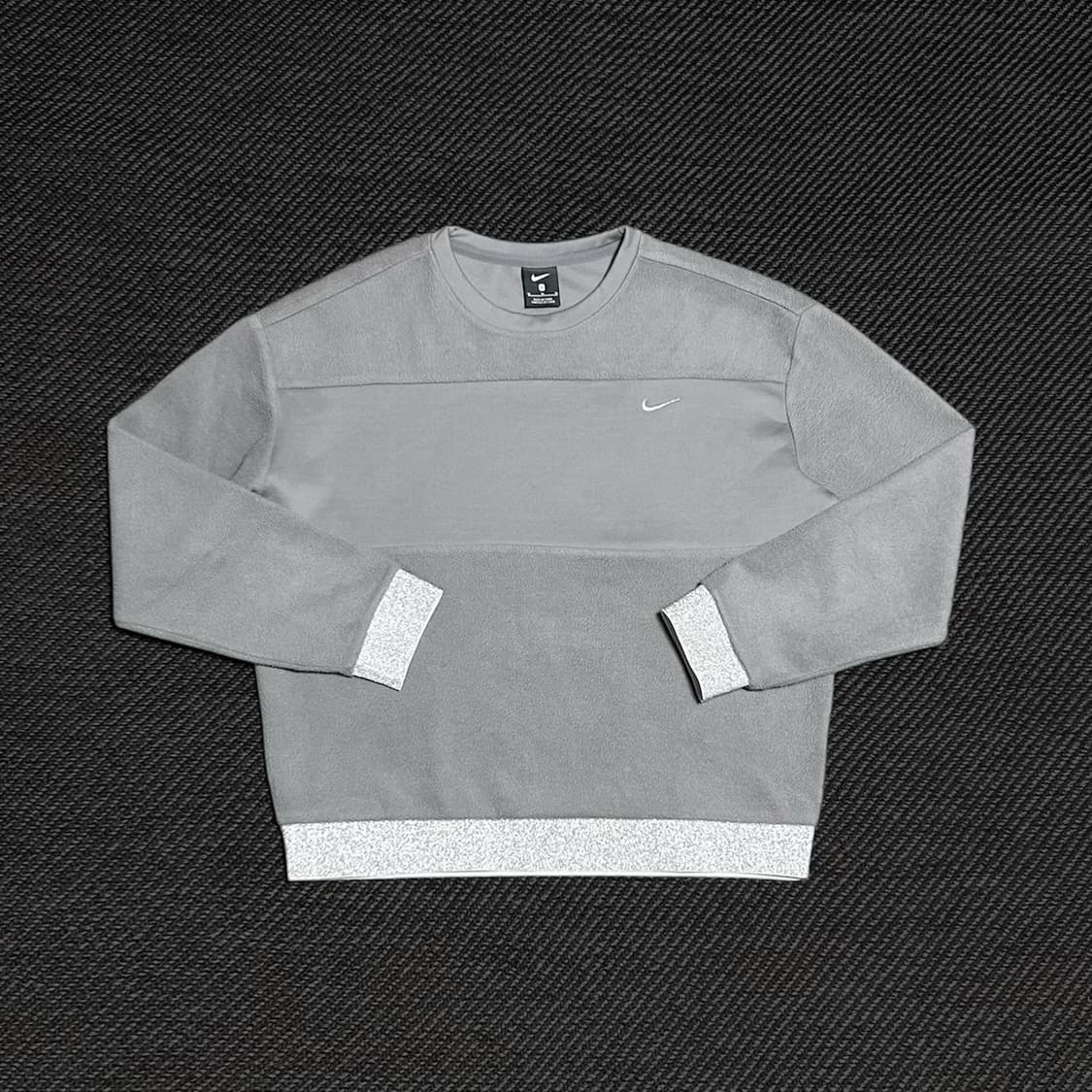 [M] Nike 나이키 우먼즈 그레이 후리스 맨투맨 상품이미지1